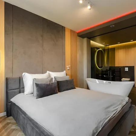 Lupoapartments Premium Z Klimatyzacja, Wanna W Sypialni Manufaktura Parking Dostep Na Kod Appartement Łódź