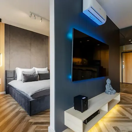 Lupoapartments Premium Z Klimatyzacja, Wanna W Sypialni Manufaktura Parking Dostep Na Kod דירה *
